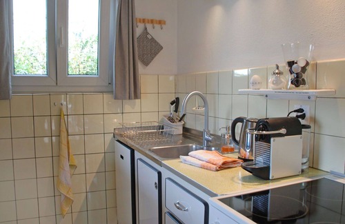 Aldesago House | Cosy apartment in villa with WIFI, private pool, TV, terrace, pets allowed and panoramic view