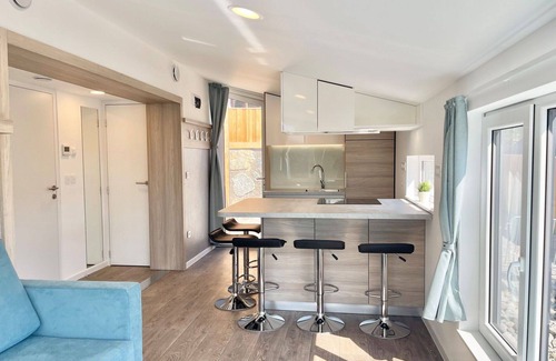 Imst House | Cosy apartment in villa for 4 guests with A/C, TV, terrace and pets allowed