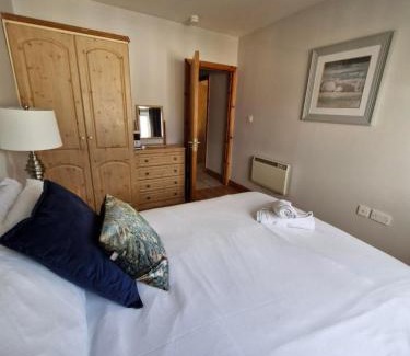 Galway Apartment | Cosy beachfront apartment in Salthill Galway city