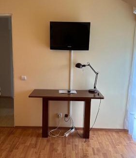 Turnu Magurele House | Cosy bedroom for 2 with Balcony in a Family Villa