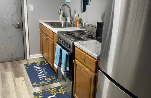 Brownsville Apartment | Cosy Furnished Room with all amenities.