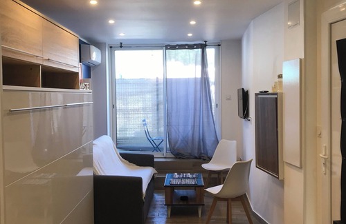 La Madeleine Apartment | Cosy little studio apartment Magnan