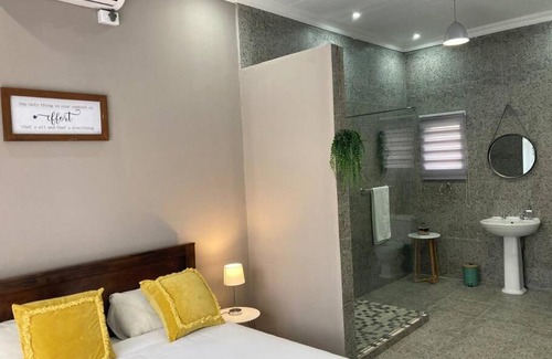 Nelspruit Apartment | Cosy & Modern home ideal for your Lowveld stay