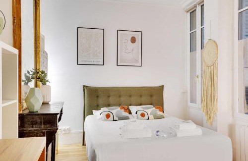 8th Arrondissement Apartment | Cosy studio - 2P - Place de la Concorde