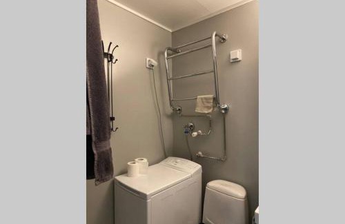 Hameenkyla Apartment | Cosy studio near by AirPort, 2min from train!