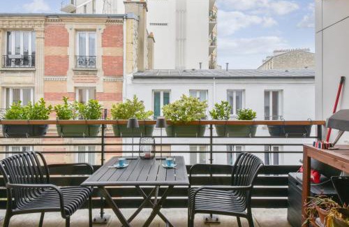 Belleville Apartment | Cosy T3 with terrace in Paris - Welkeys