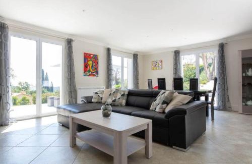 Le Rouret Villa | Côte d'Azur, Villa New Gold Dream with heated and privat pool, sea view