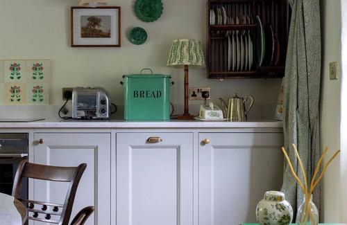 Southrop Cottage | Cotswolds Escape - Gorgeous Cottage With Spectacular Gardens