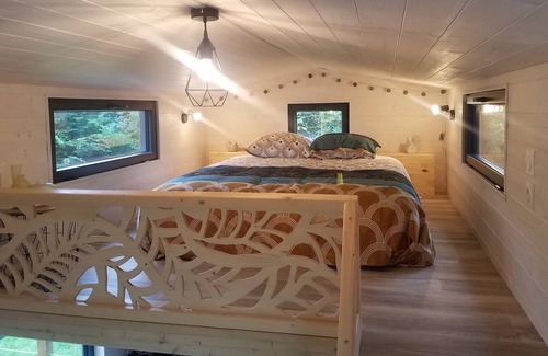 Saint-Christophe-sur-Conde Cottage | Cottage