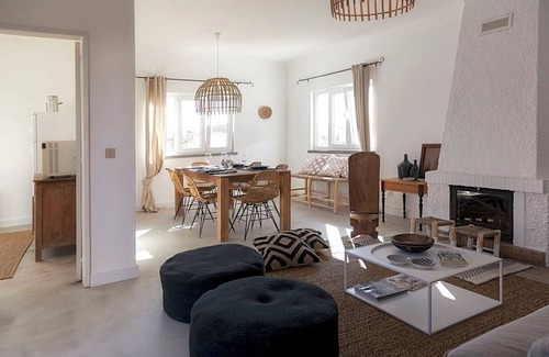 Cadaval Cottage | Cottage 'Casa Das Alfazemas' with Shared Pool, Private Terrace and Wi-Fi