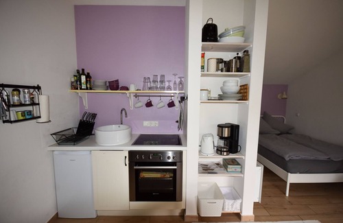 Berlingen House | Cottage in Germany with Sun Terrace & BBQ