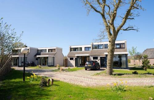 De Cocksdorp House | Cottage on a vacation park