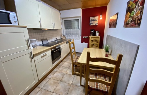 Heringhausen House | Cottage on Lake Diemelsee near Willingen with pool and sauna