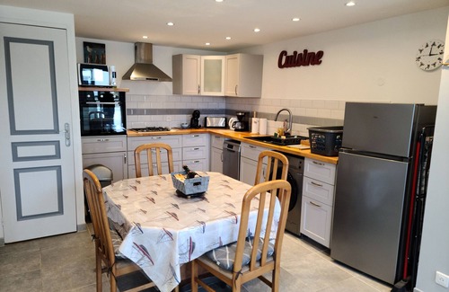 Garlan House | Cottage 'Penty's Ouessant 3' with Shared Terrace