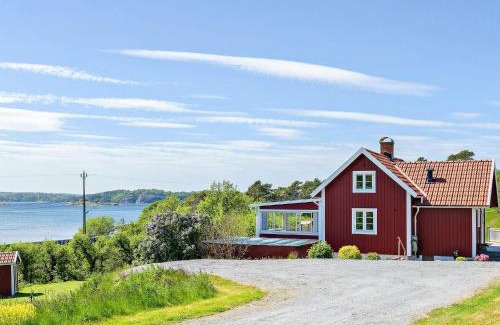 Stenungsund House | Cottage with Fjord View, Stenungsund
