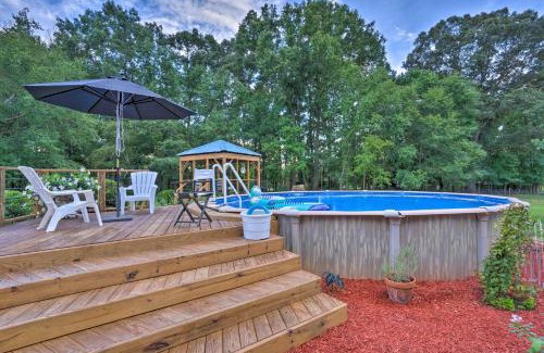 Waxhaw Apartment | Country-Chic Studio with Pool and Stable Access!