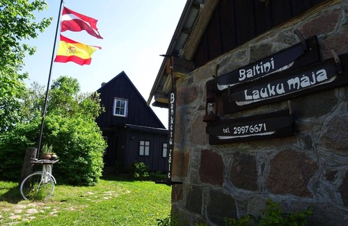 Ilukste House | Country estate "Baltin Krogs" with own garden