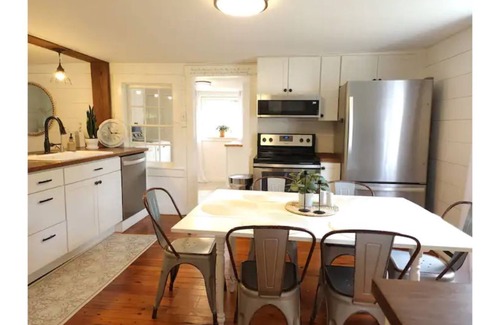 Blacksburg House | Country home in Blacksburg - 5 minutes to Virginia Tech!