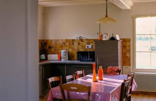 Saires-la-Verrerie Cottage | Country house with garden, pets allowed and WIFI