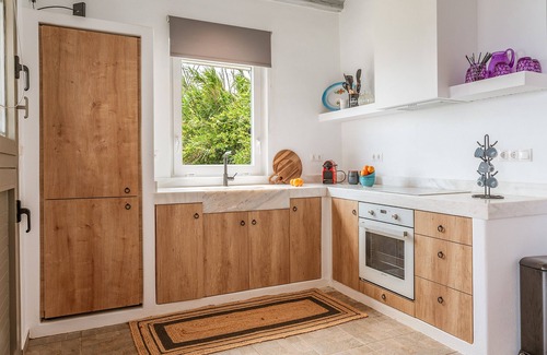 Tinos House | Country House 'Allegro' with Sea View, Wi-Fi and Air Conditioning