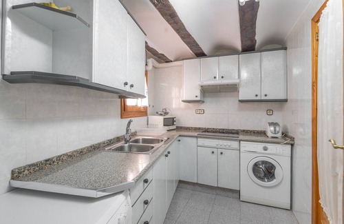 Teruel House | Country House 'Cuatro Torres' with Private Terrace and Wi-Fi