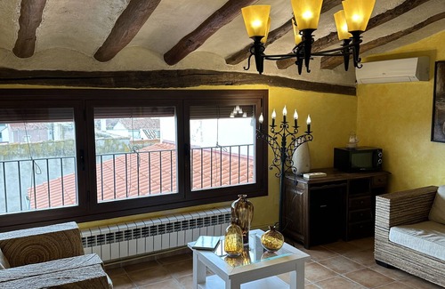 Lerin House | Country House 'Suite Las Palomas' with Mountain View, Wi-Fi and Air Conditioning