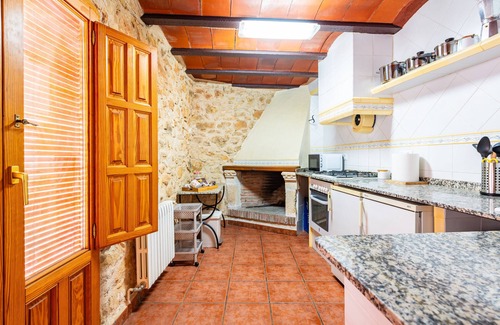 Albocasser House | Country House 'Virginia' with Mountain View and Balcony