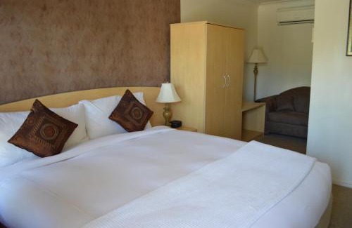Taree Hotel | Country Plaza Motel Taree
