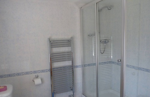 Taunton House | Country Property, Sleeps 11 Pet Friendly