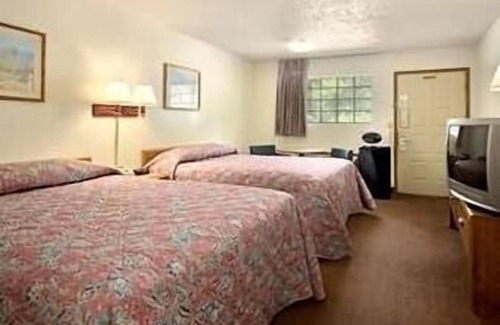 Tyler Hotel | Country Side Inn