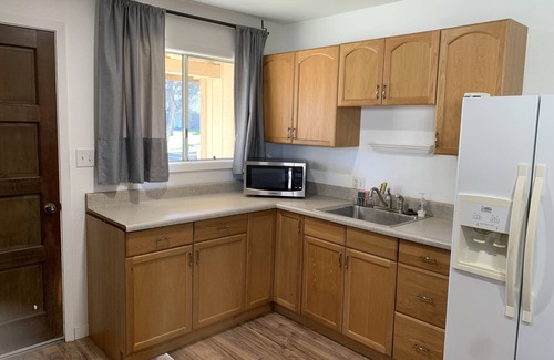 Visalia Apartment | Country studio apartment minutes from town