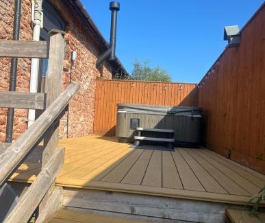 Liverton House | Countryside converted barn with hot tub and one parking space