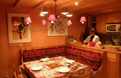 Courchevel Apartment | Courchevel 1750 luxury charm south small chalet on the slopes