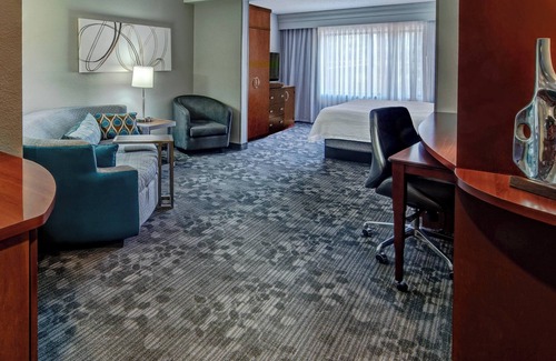 Troy Hotel | Courtyard by Marriott Troy