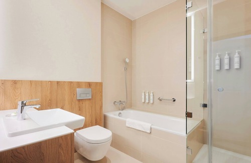 Okecie Hotel | Courtyard by Marriott Warsaw Airport
