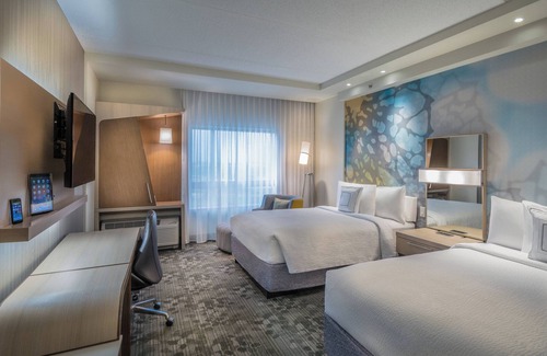 Winnipeg Hotel | Courtyard by Marriott Winnipeg Airport