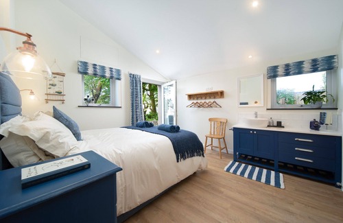 Barnstaple Cottage | Courtyard Cottage Barnstaple