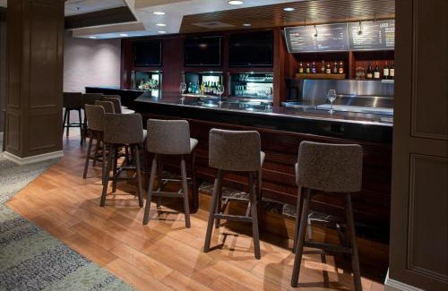 Dwight Hotel | Courtyard New Haven at Yale