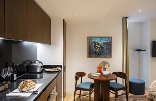 Canary Wharf Apartment | Cove Landmark Pinnacle