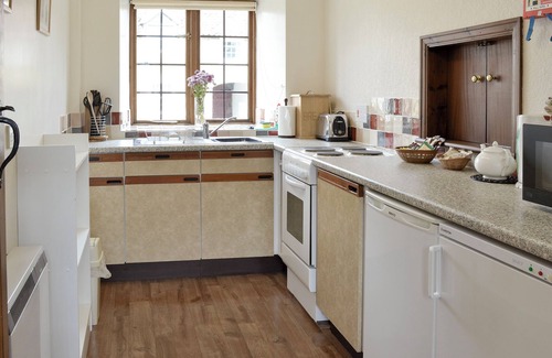 West Heslerton Cottage | Cow Pasture Cottage - UK2297