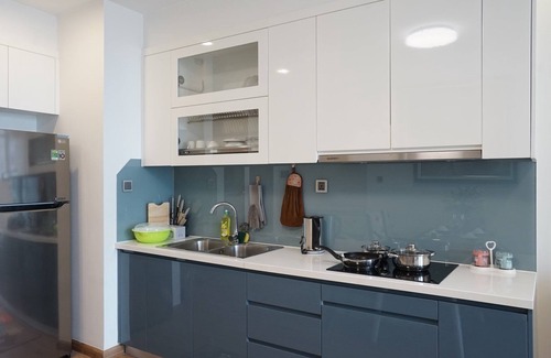 Ba Dinh Apartment | Cozy 1-bedroom with WiFi and AC in Vinhomes Metropolis Hà Nội