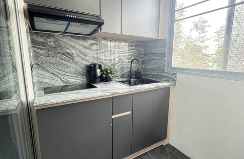 Ratchadaphisek Apartment | Cozy 1BD at CBD, Central Rama 9, Jodd Fairs, Free Hi-Speed Wifi, kid-friendly