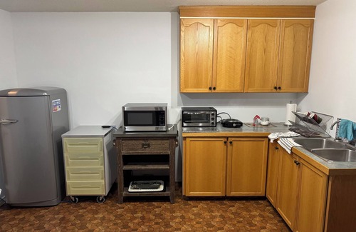 Okanagan-Similkameen Apartment | Cozy 2-bedroom apartment with WiFi, AC in amazing Penticton