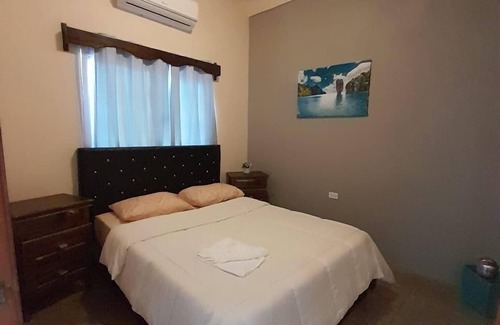 Tela Hotel | Cozy 2-bedroom hotel with AC and WiFi in enchanting Tela