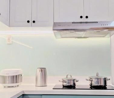 Hang Xanh Apartment | Cozy 2BR Escape - 5 Mins to D1