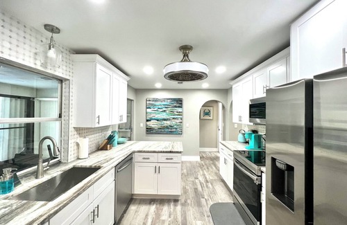 Port Charlotte House | Cozy 3-bed 2 bath in lovely Port Charlotte with heated pool and optional boat.