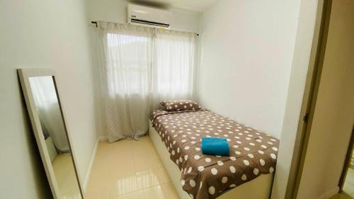 Ratsada House | Cozy 3 Bedroom Townhouse Phuket Town - Sleeps 7