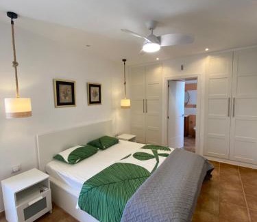 Arona Apartment | Cozy 3 Bedroom Townhouse