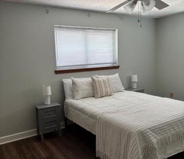 Broken Bow House | Cozy 3BR Poolside Getaway in Broken Bow