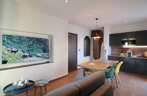 Rouffach Cottage | Cozy Alsace Retreat: 2BR, Sauna, Pool Access, Near Vineyards & Colmar